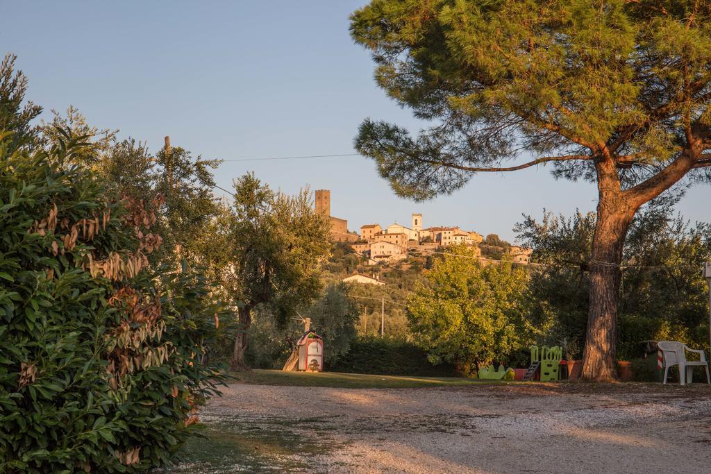 LarcianoAgriturismo Poggetto别墅 外观 照片